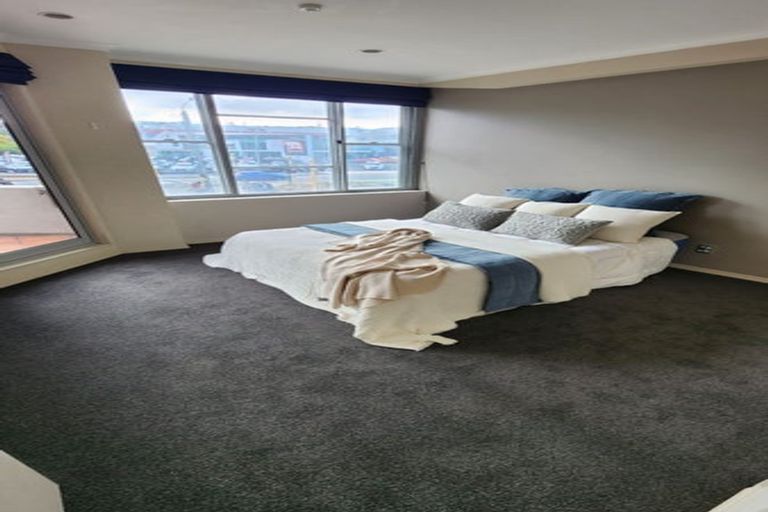 Photo of property in Construction House, 52/80 Kent Terrace, Mount Victoria, Wellington, 6011