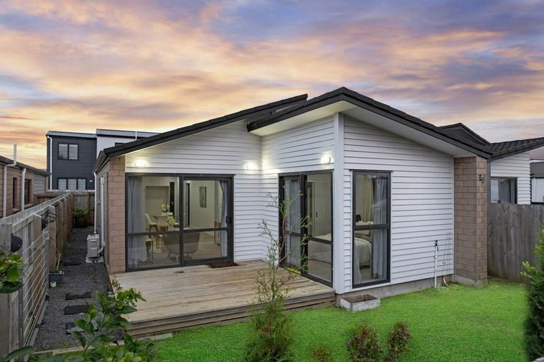 Photo of property in 56 Cosgrave Road, Papakura, 2110