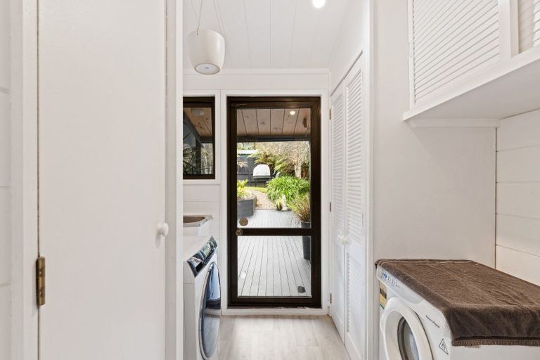 Photo of property in 87 Poplar Grove, Whalers Gate, New Plymouth, 4310