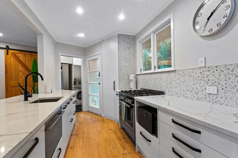 Photo of property in 60 Melba Street, Beach Haven, Auckland, 0626