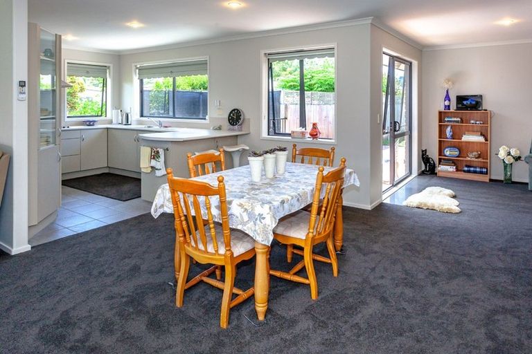 Photo of property in 16 Cobham Lane, Whitianga, 3510