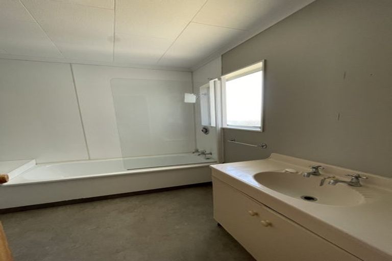 Photo of property in 1/33 Liverpool Street, Levin, 5510