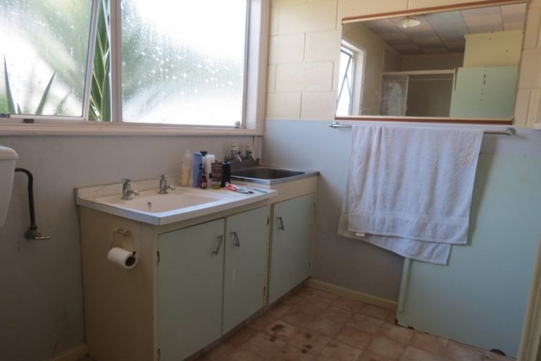 Photo of property in 3/668 Wharf Road, Coromandel, 3506