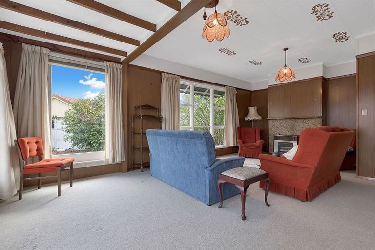 Photo of property in 15 Douglas Road, Amberley, 7410