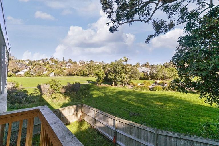 Photo of property in 2/94 Nigel Road, Browns Bay, Auckland, 0630