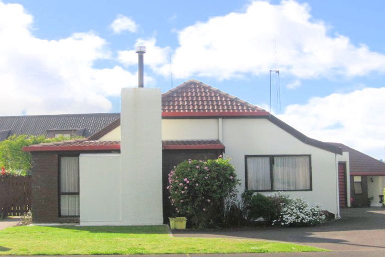 Photo of property in 12 Knox Place, Greerton, Tauranga, 3112