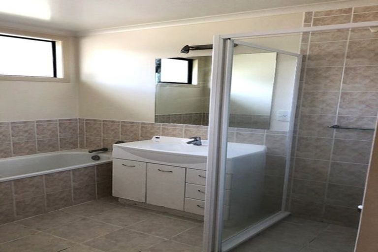 Photo of property in 14a Walter Macdonald Street, Howick, Auckland, 2014