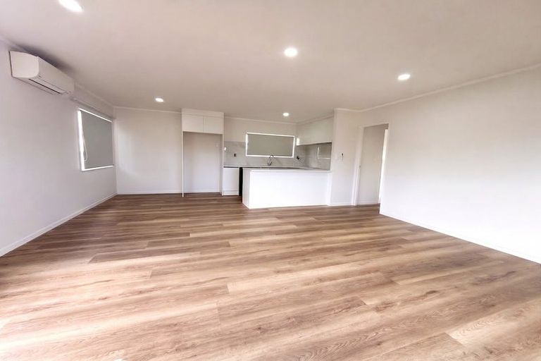 Photo of property in 95 Sykes Road, Weymouth, Auckland, 2103