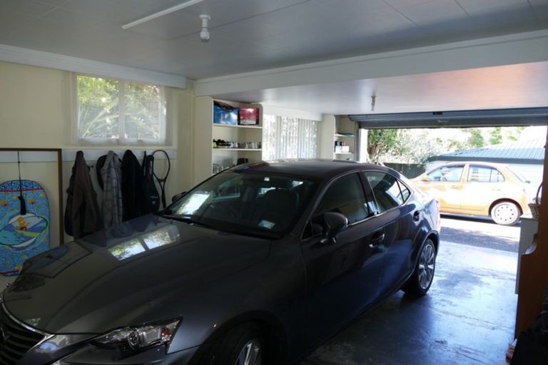 Photo of property in 1/45 Corunna Road, Milford, Auckland, 0620