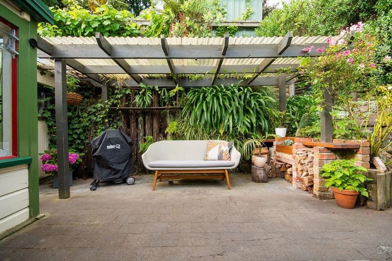 Photo of property in 85a Milton Road, Bluff Hill, Napier, 4110