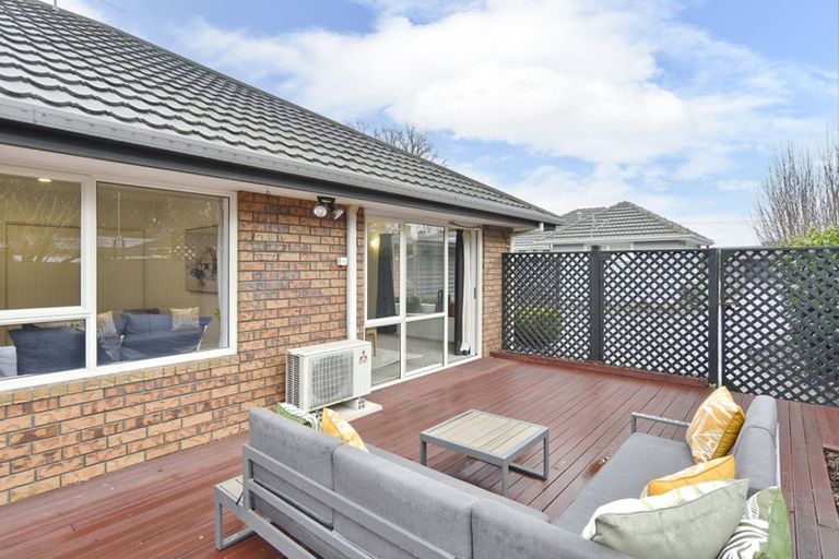 Photo of property in 2/47 Jocelyn Street, Casebrook, Christchurch, 8051