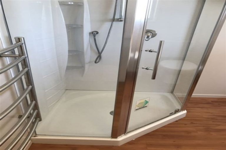 Photo of property in 3 South Crescent, Amberley, 7481