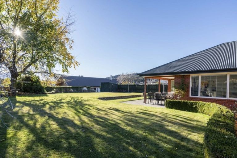 Photo of property in 92 Mount Iron Drive, Wanaka, 9305