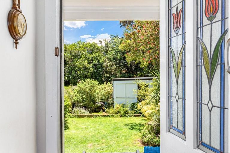 Photo of property in 69 Herald Street, Berhampore, Wellington, 6023