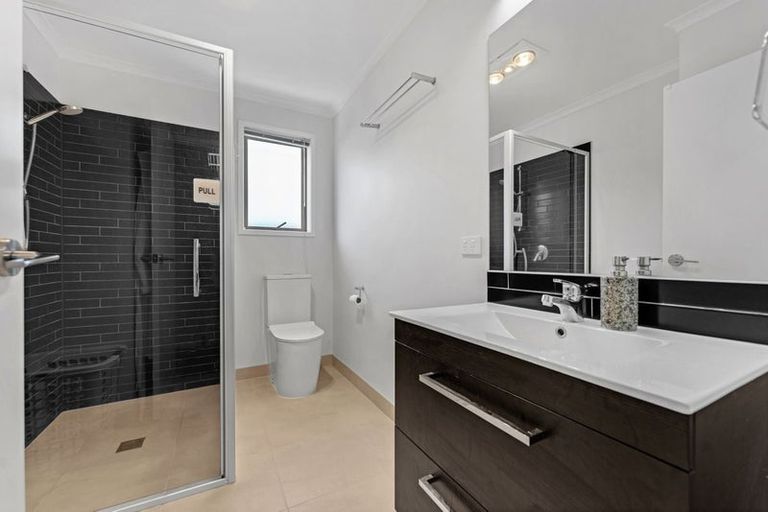 Photo of property in 36 Harriet Johnston Drive, Pokeno, 2402