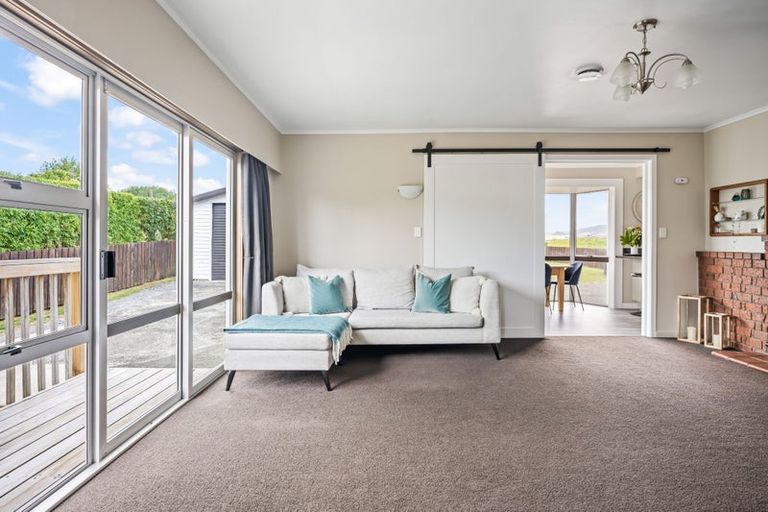 Photo of property in 28 Bickerstaffe Road, Maungaturoto, 0520