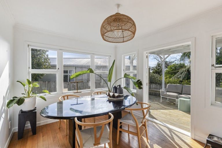 Photo of property in 56a Woodleigh Street, Frankleigh Park, New Plymouth, 4310