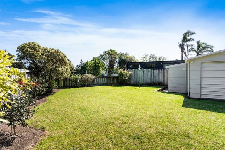 Photo of property in 16 Holland Close, Pauanui, Hikuai, 3579