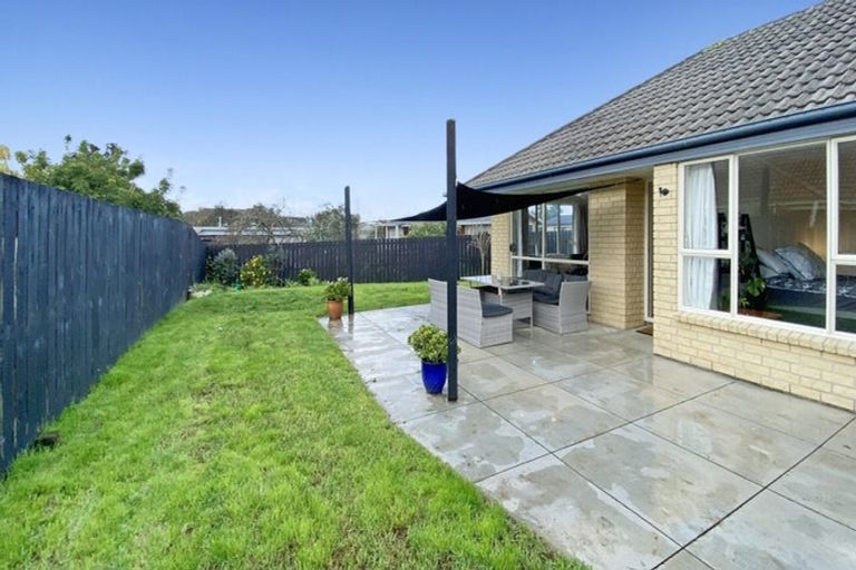 Photo of property in 14 Legacy Drive, Henderson, Auckland, 0612