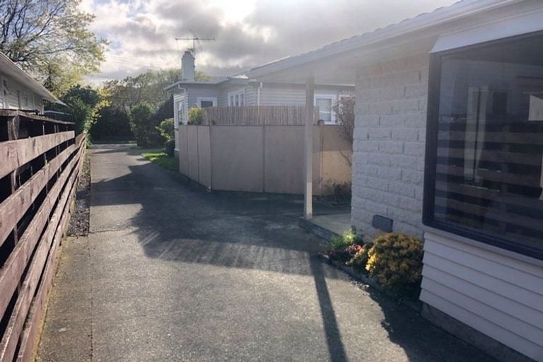 Photo of property in 36b Birdwood Road, Waterloo, Lower Hutt, 5011