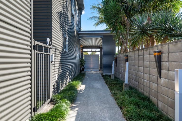 Photo of property in 2 Pounamu Avenue, Greenhithe, Auckland, 0632