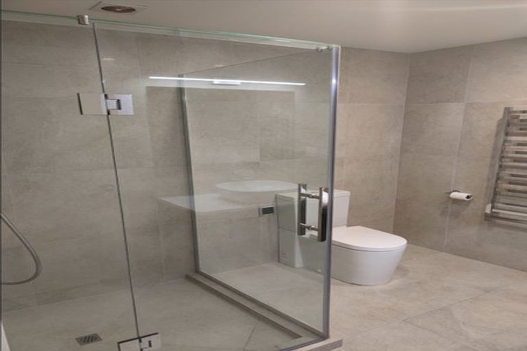 Photo of property in 120e Fairview Avenue, Fairview Heights, Auckland, 0632