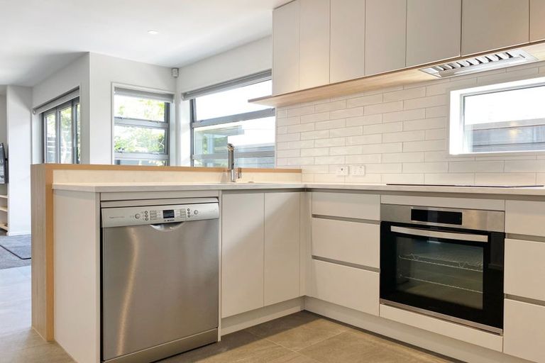 Photo of property in 30a Mayfair Street, Riccarton, Christchurch, 8011