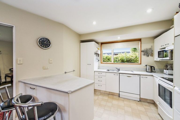Photo of property in 68 Mauger Drive, Heathcote Valley, Christchurch, 8022