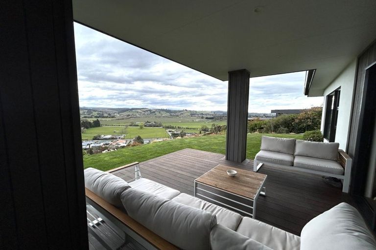 Photo of property in 30 Katania Heights, Brightwater, 7022