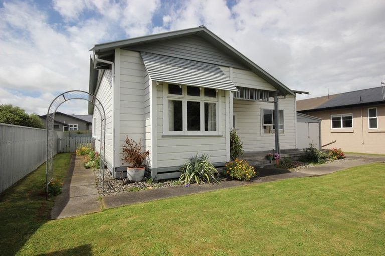 Photo of property in 684 Pioneer Highway, Highbury, Palmerston North, 4412