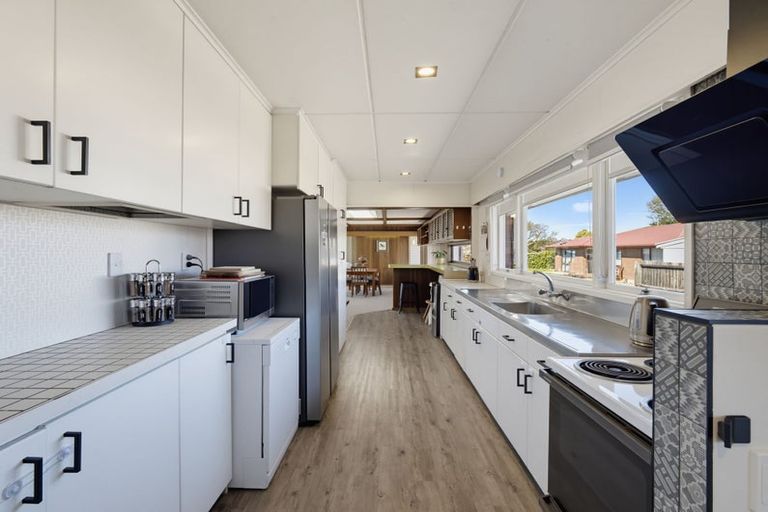 Photo of property in 52 Cavendish Road, Casebrook, Christchurch, 8051