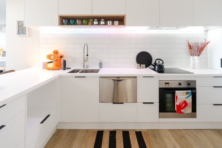 Photo of property in Stadium Garden Flats, 315/107 Thorndon Quay, Pipitea, Wellington, 6011