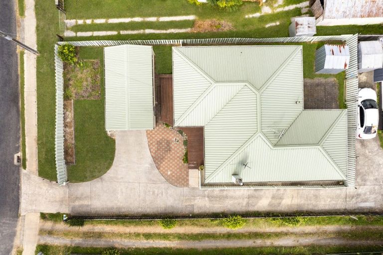 Photo of property in 21 Dunlop Road, Te Puke, 3119