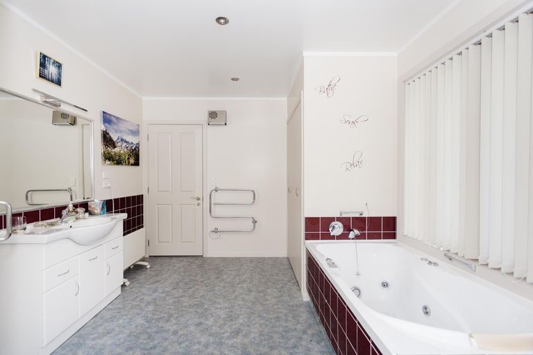 Photo of property in 31 Essex Street, Weston, Oamaru, 9401