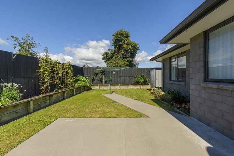 Photo of property in 26 Charlotte Drive, Omokoroa, 3114
