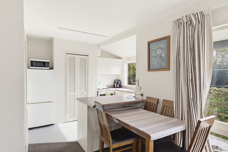 Photo of property in 90 Eatwell Avenue, Paraparaumu Beach, Paraparaumu, 5032