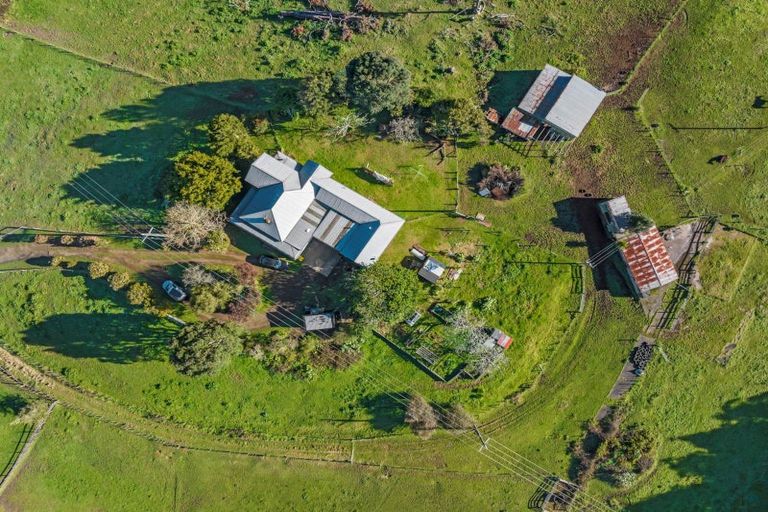 Photo of property in 120 Station Road, Pukekohe, 2120