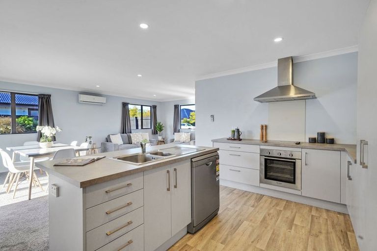 Photo of property in 9 Makawe Roa Street, Marshland, Christchurch, 8083