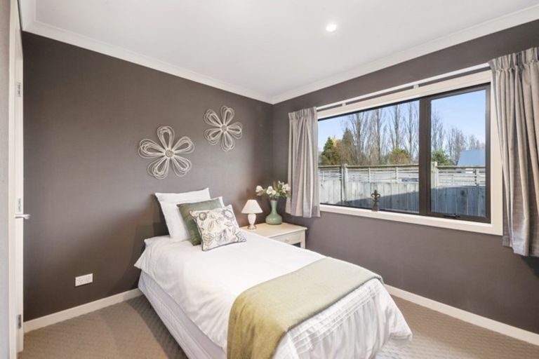 Photo of property in 122 Kinloch Road, Kinloch, Taupo, 3377