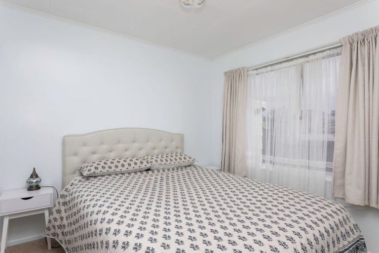 Photo of property in 8 Mccallum Street, Dannevirke, 4930