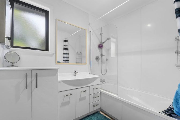 Photo of property in 4 Burn Road, Lynmore, Rotorua, 3010