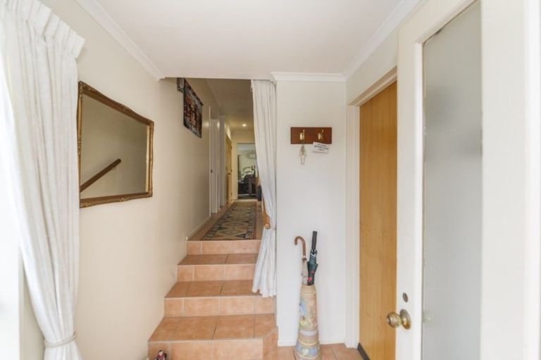 Photo of property in 14 Fraser Court, Roslyn, Palmerston North, 4414