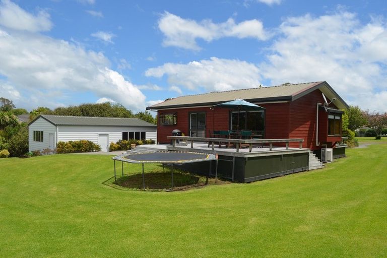 Photo of property in 1a Shoemaker Road, Waipu, 0510