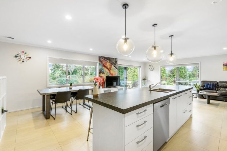 Photo of property in 2 Pams Way, Pokeno, 2471