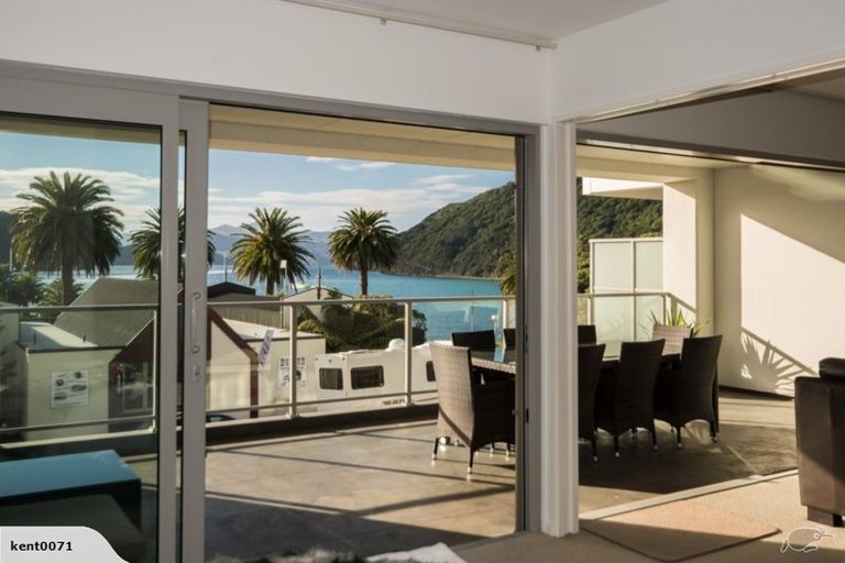 Photo of property in 4/30 London Quay, Picton, 7220