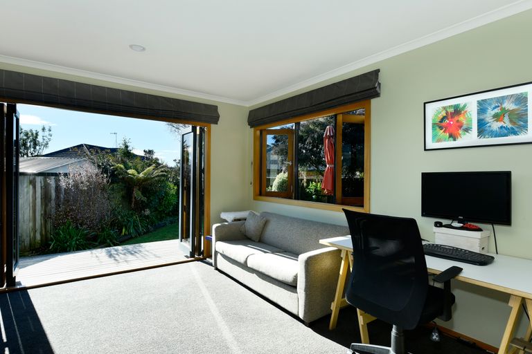 Photo of property in 135 Aldinga Avenue, Stoke, Nelson, 7011