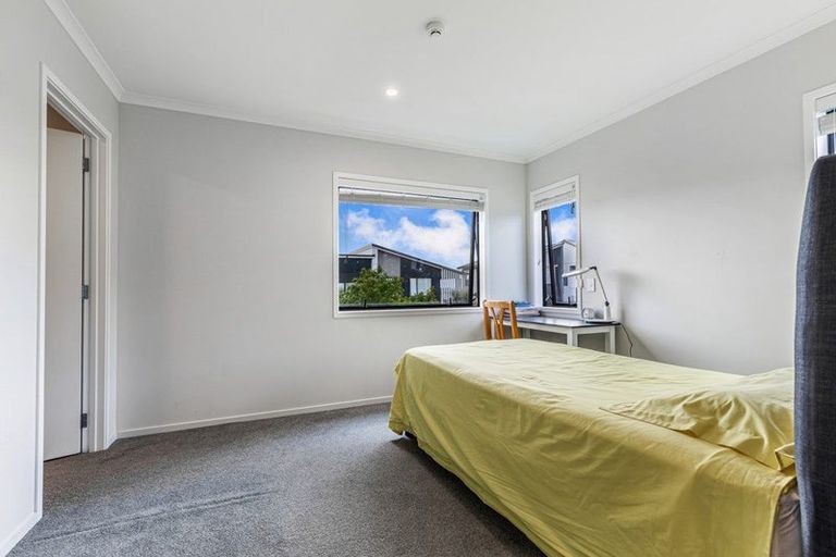 Photo of property in 15 Pukewhero Rise, Westgate, Auckland, 0614