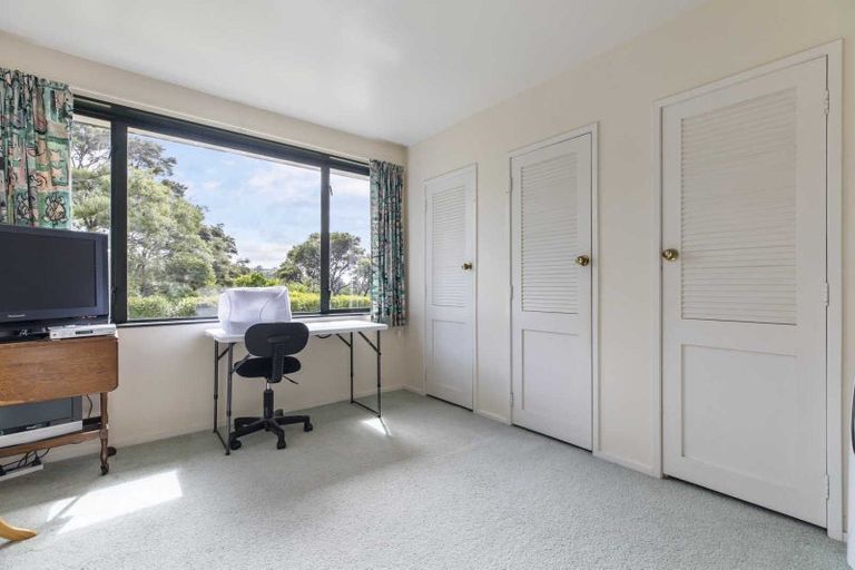 Photo of property in 116 Wood Bay Road, Titirangi, Auckland, 0604