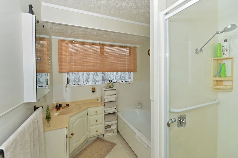 Photo of property in 6b Carr Street, Te Kamo, Whangarei, 0112