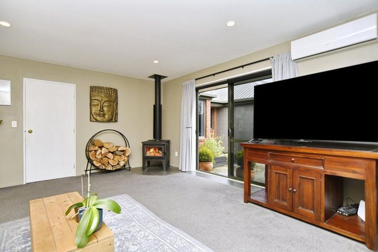 Photo of property in 45a Gladstone Road, Woodend, 7610